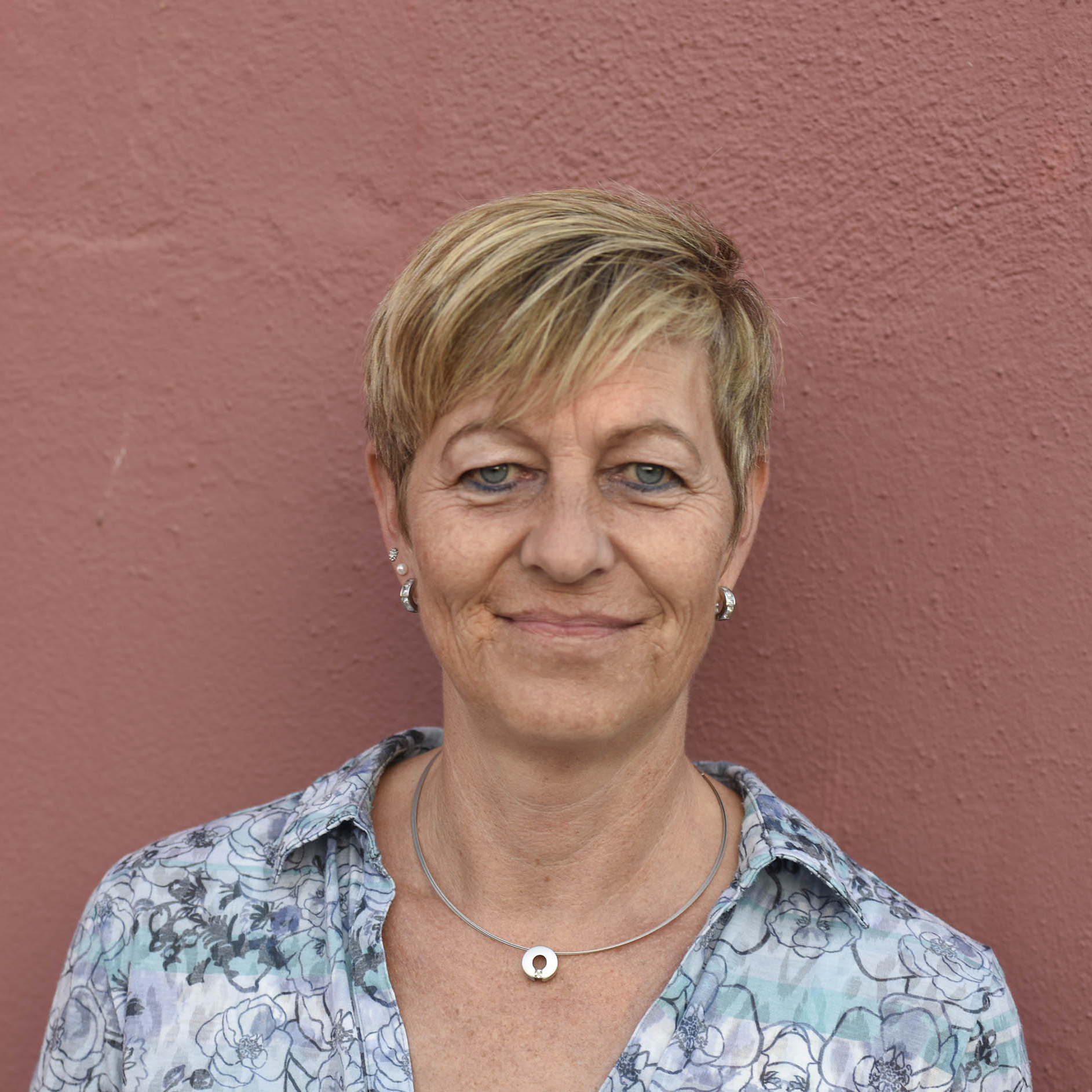 <b>Jacqueline PIQUEREZ</b>